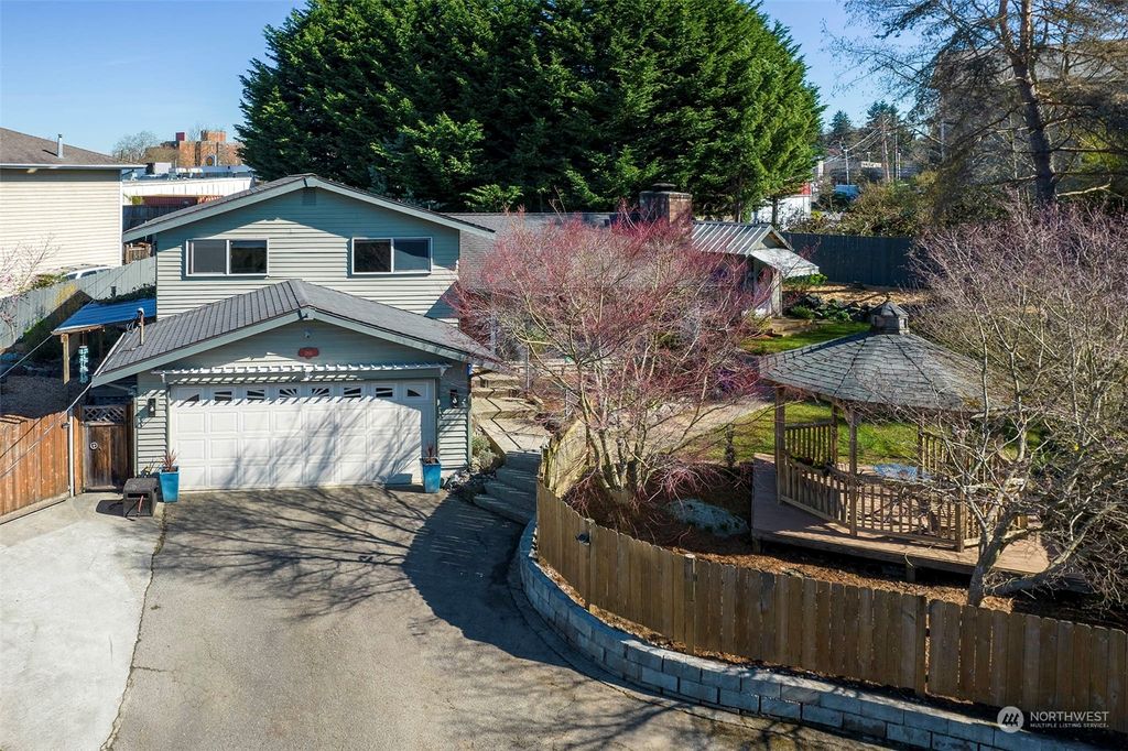 Photo of 2910 SW 97th Court, Seattle, WA 98126 (MLS # 2211548)