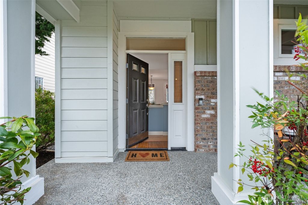 Photo of 6661 191st Place NE, Redmond, WA 98052 (MLS # 2491678)