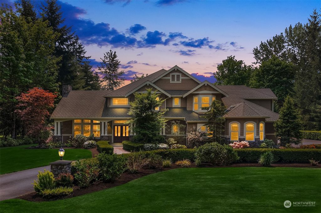 Photo of 26117 NE 40th Street, Redmond, WA 98053 (MLS # 2136197)