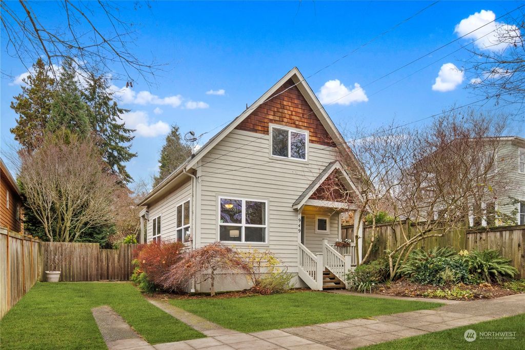 Photo of 949 25th Avenue S, Seattle, WA 98144 (MLS # 2022543)