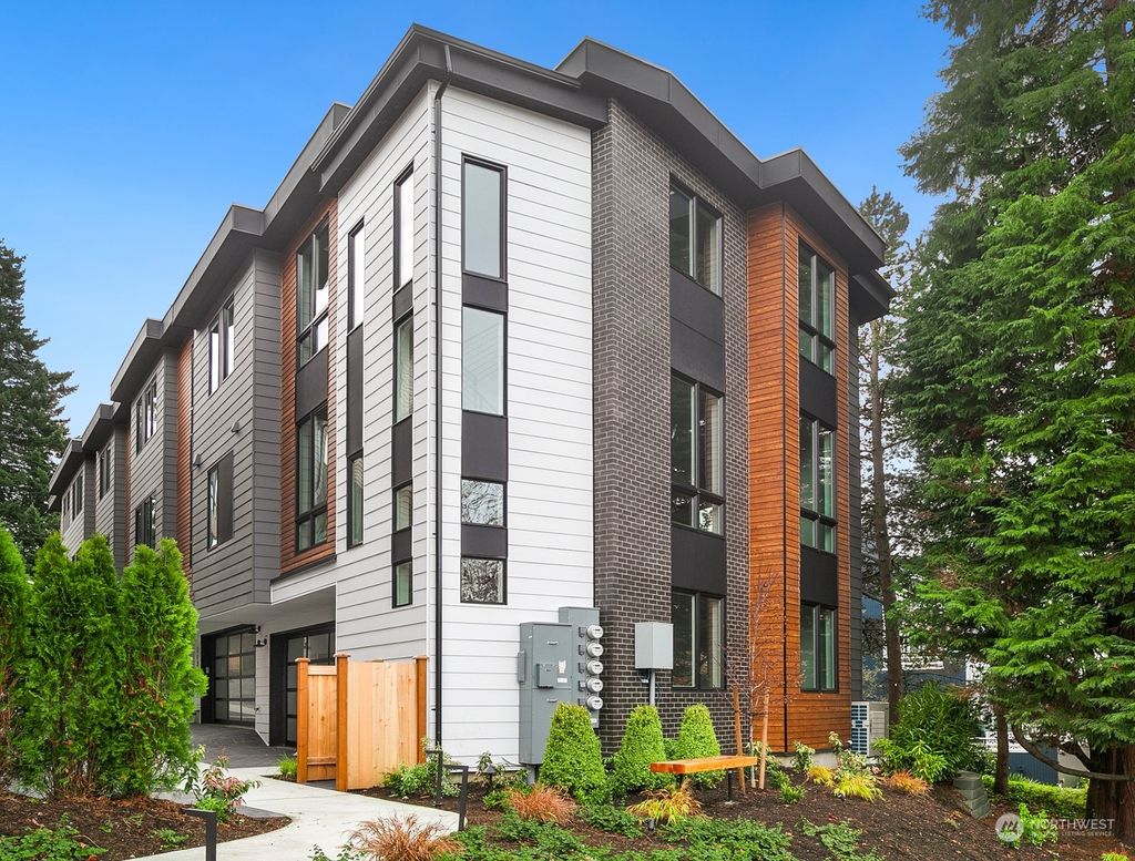 Photo of 113 6th Street #D, Kirkland, WA 98033 (MLS # 2327100)