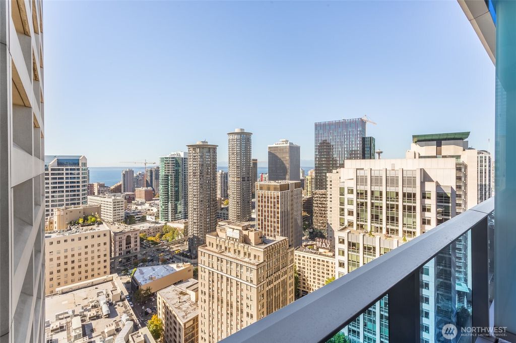 Photo of 737 Olive Way #2709, Seattle, WA 98101 (MLS # 2456769)