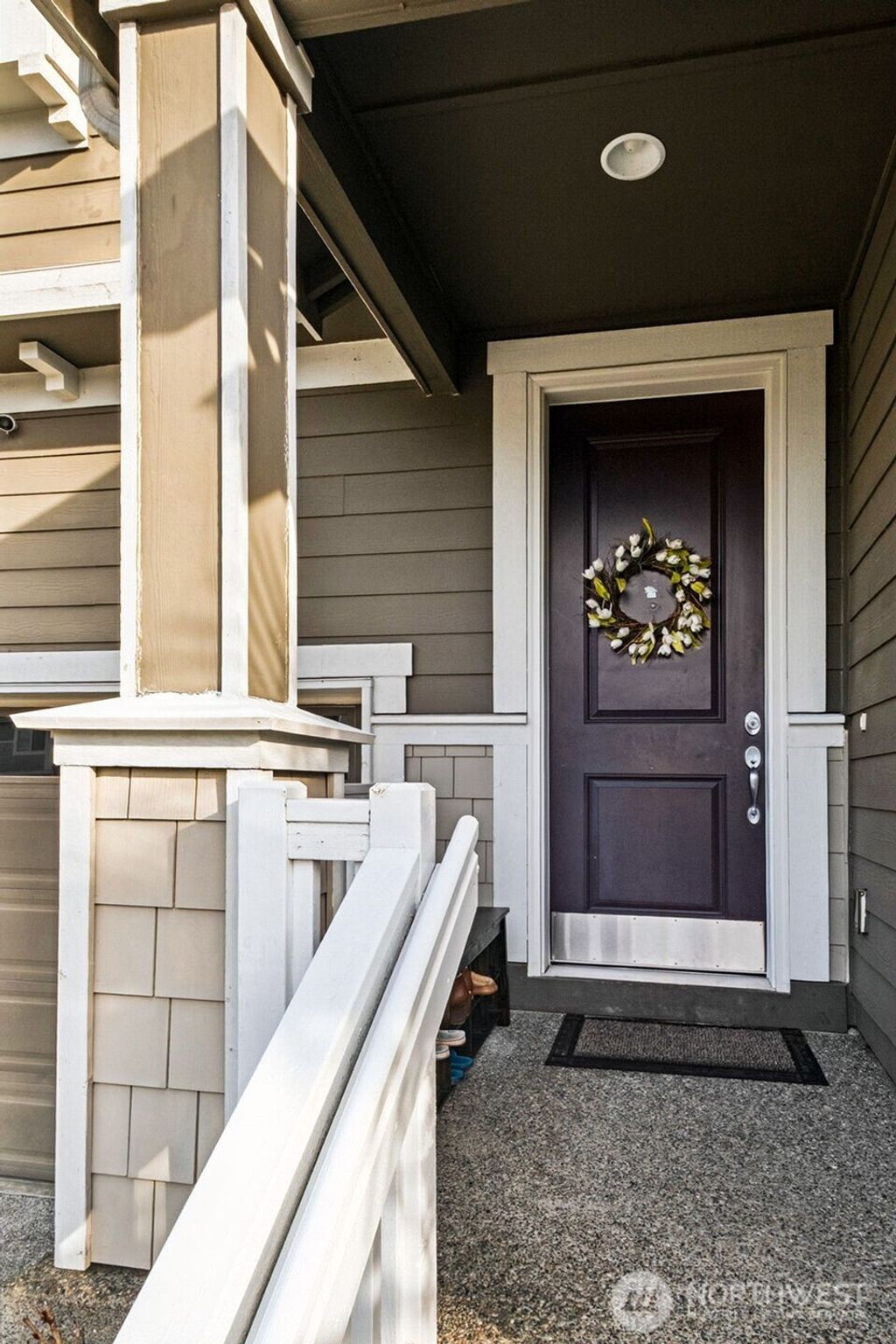 Photo of 24524 96th Avenue S, Kent, WA 98030 (MLS # 2475183)