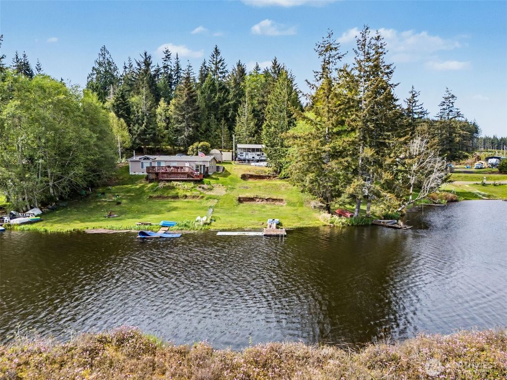 Photo of 1670 W Star Lake Drive, Elma, WA 98541 (MLS # 2517226)