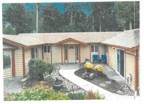 Photo of 6024 34th Street, Gig Harbor, WA 98335 (MLS # 2447011)