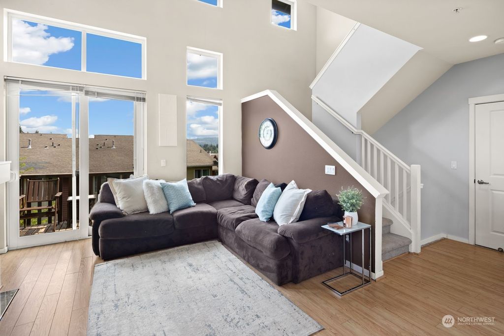 Photo of 124 Sky Ridge Rd NW, Issaquah, WA 98027 (MLS # 2239210)