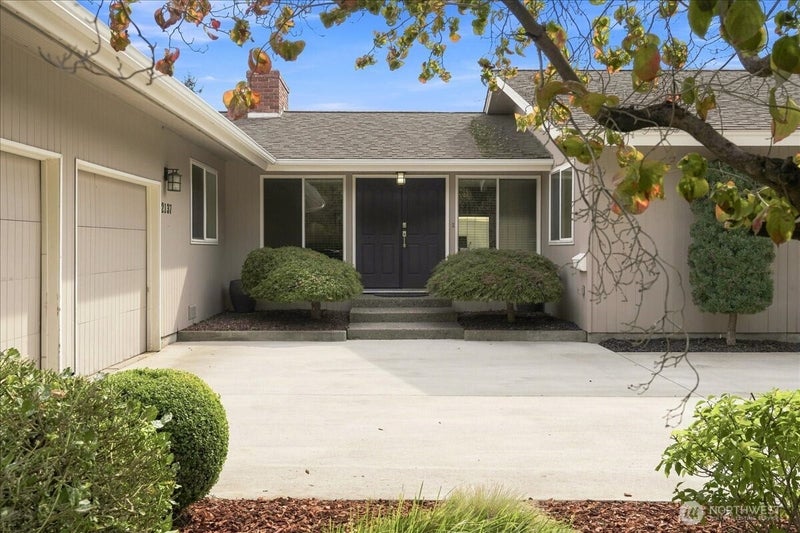 2137 Sunrise Circle
