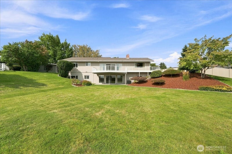 2137 Sunrise Circle