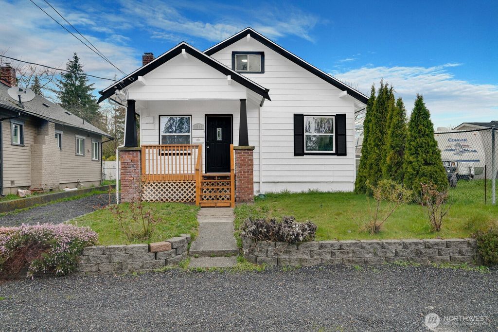Photo of 1511 S 51st Street, Tacoma, WA 98408 (MLS # 2493583)
