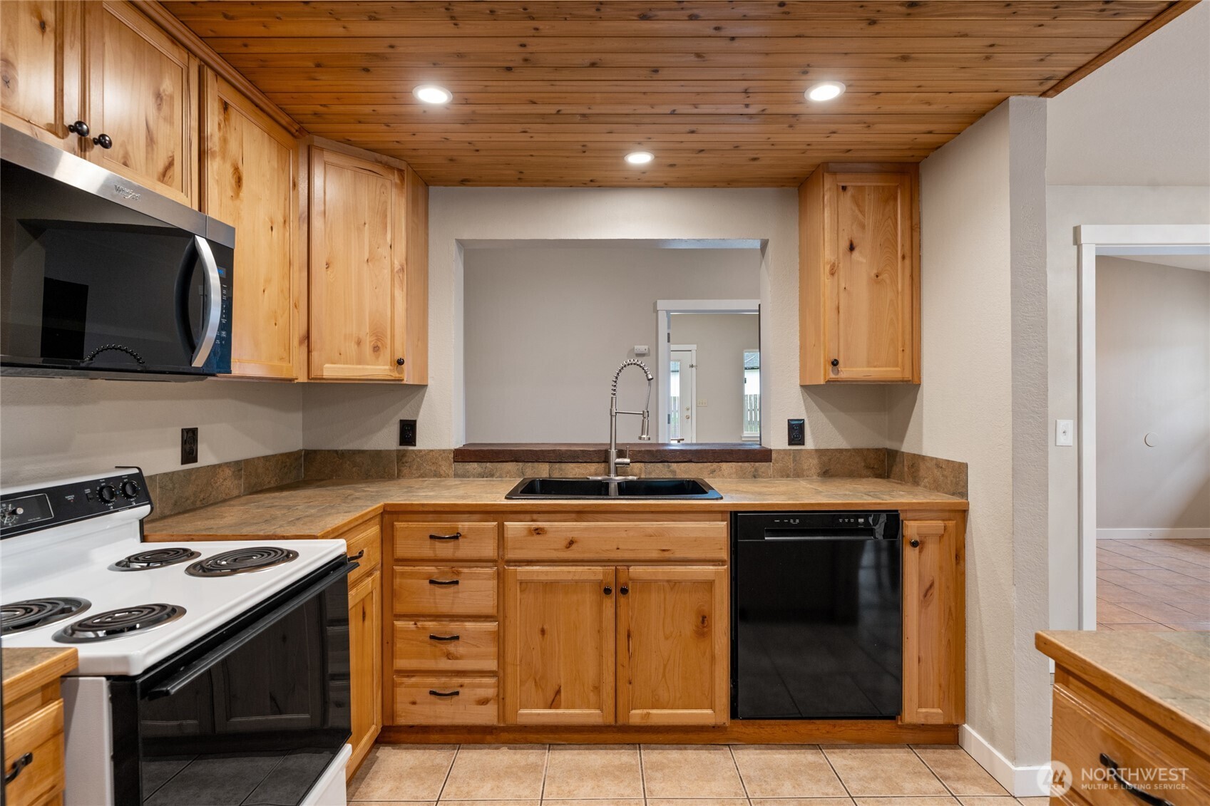 6408 366th Street Ct E