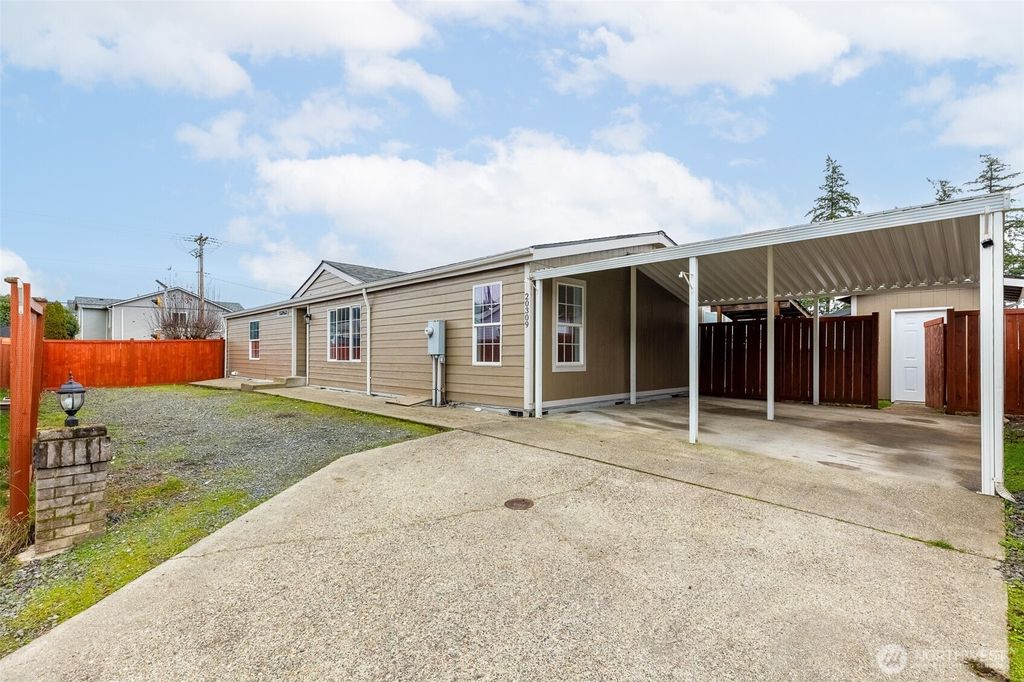 Photo of 20309 77th Avenue Ct E, Spanaway, WA 98387 (MLS # 2459126)