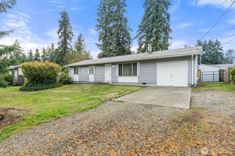 Photo of 14710 117th Avenue Ct E, Puyallup, WA 98374 (MLS # 2445719) Photo of 14710 117th Avenue Ct E, Puyallup, WA 98374 (MLS # 2445719)