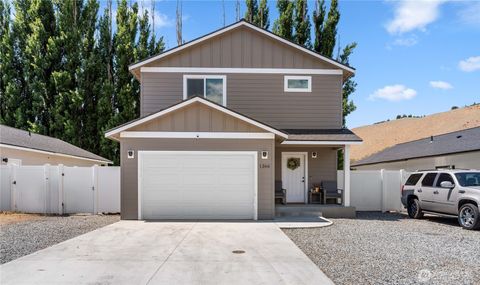Photo of 1366 Theo Way, Rock Island, WA 98850 (MLS # 2388749) Photo of 1366 Theo Way, Rock Island, WA 98850 (MLS # 2388749)