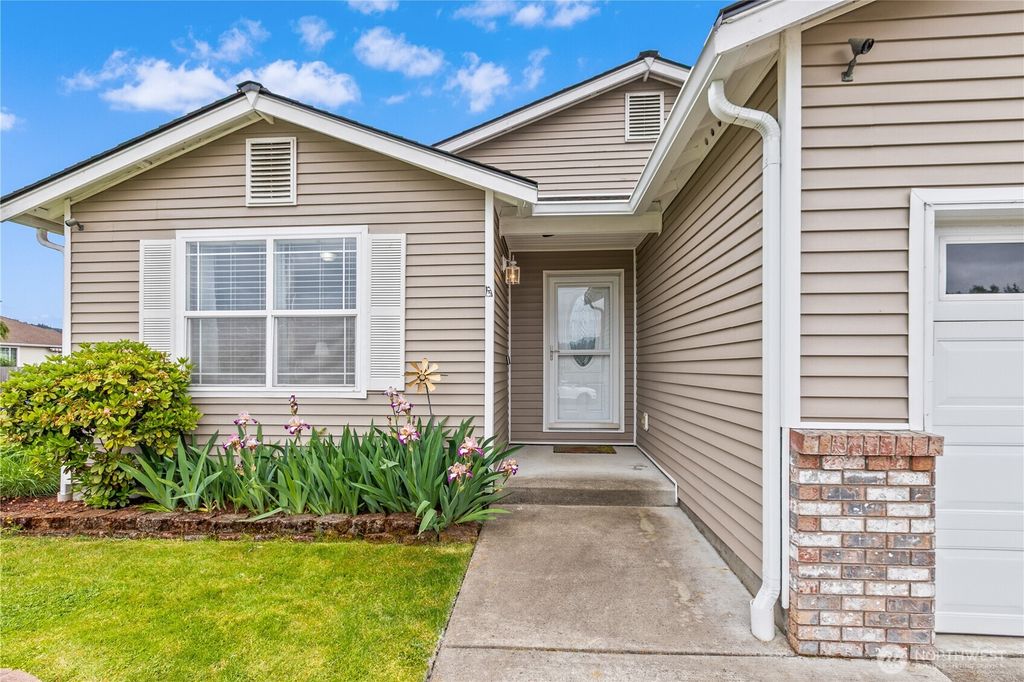 Photo of 412 Ozzie Street NW, Orting, WA 98360 (MLS # 2523494)