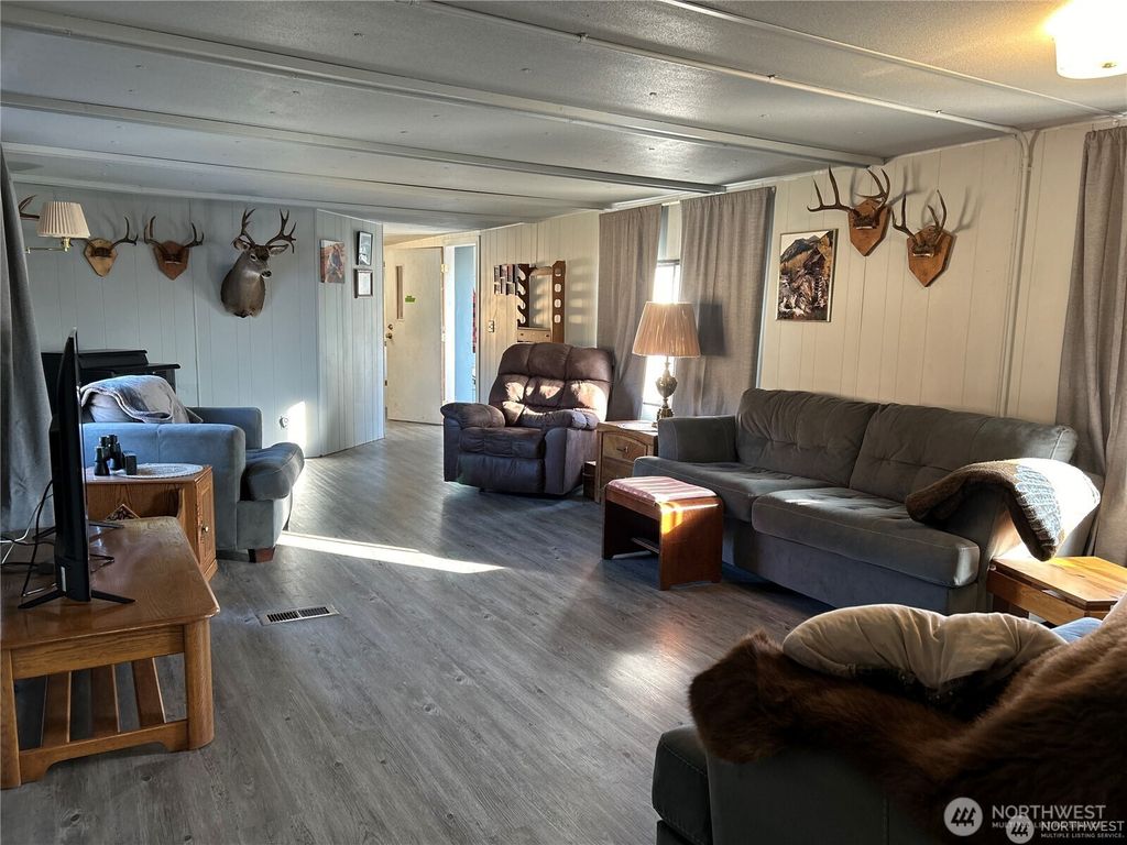 Photo of 8820 Robbins Road, Ellensburg, WA 98926 (MLS # 2480425)