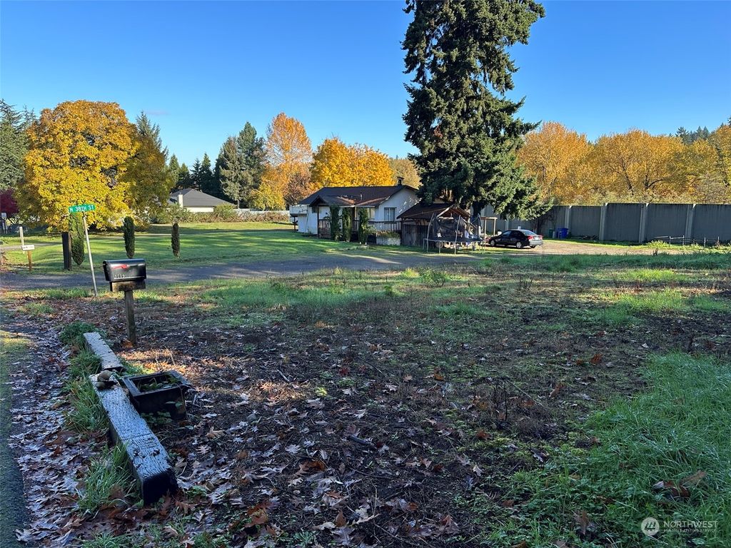 Photo of 37 XX Meadow Avenue N, Renton, WA 98056 (MLS # 2179189)
