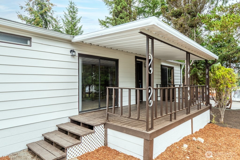 Photo of 2050 E Timberlake West Drive, Shelton, WA 98584 (MLS # 2579059)