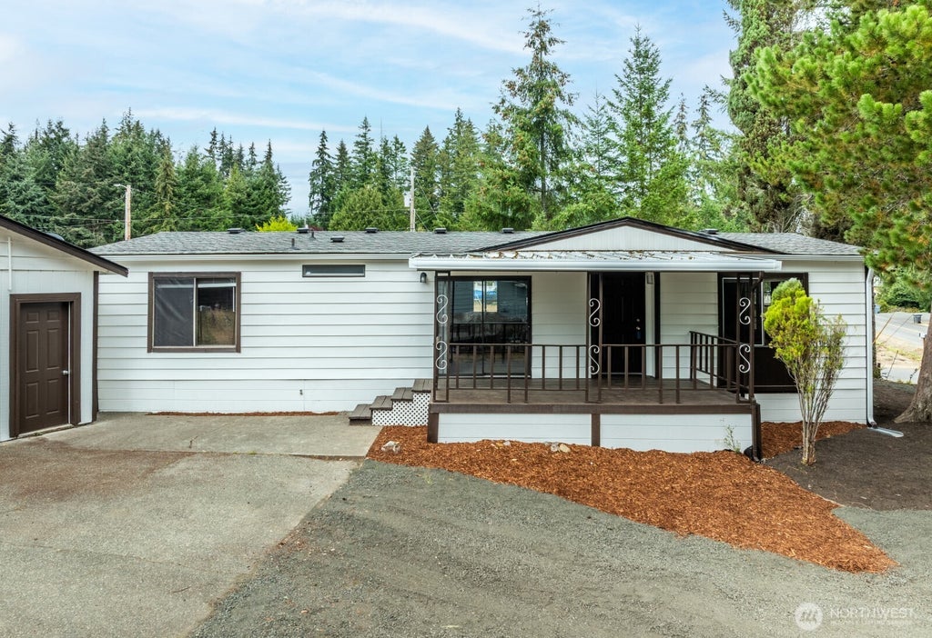 Photo of 2050 E Timberlake West Drive, Shelton, WA 98584 (MLS # 2579059)