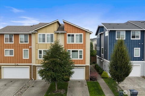 Photo of 17424 118th Avenue Ct E #A, Puyallup, WA 98374 (MLS # 2578826)