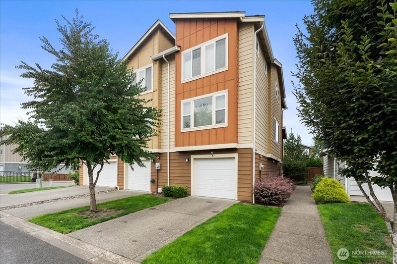 17424 118th Avenue Ct E A