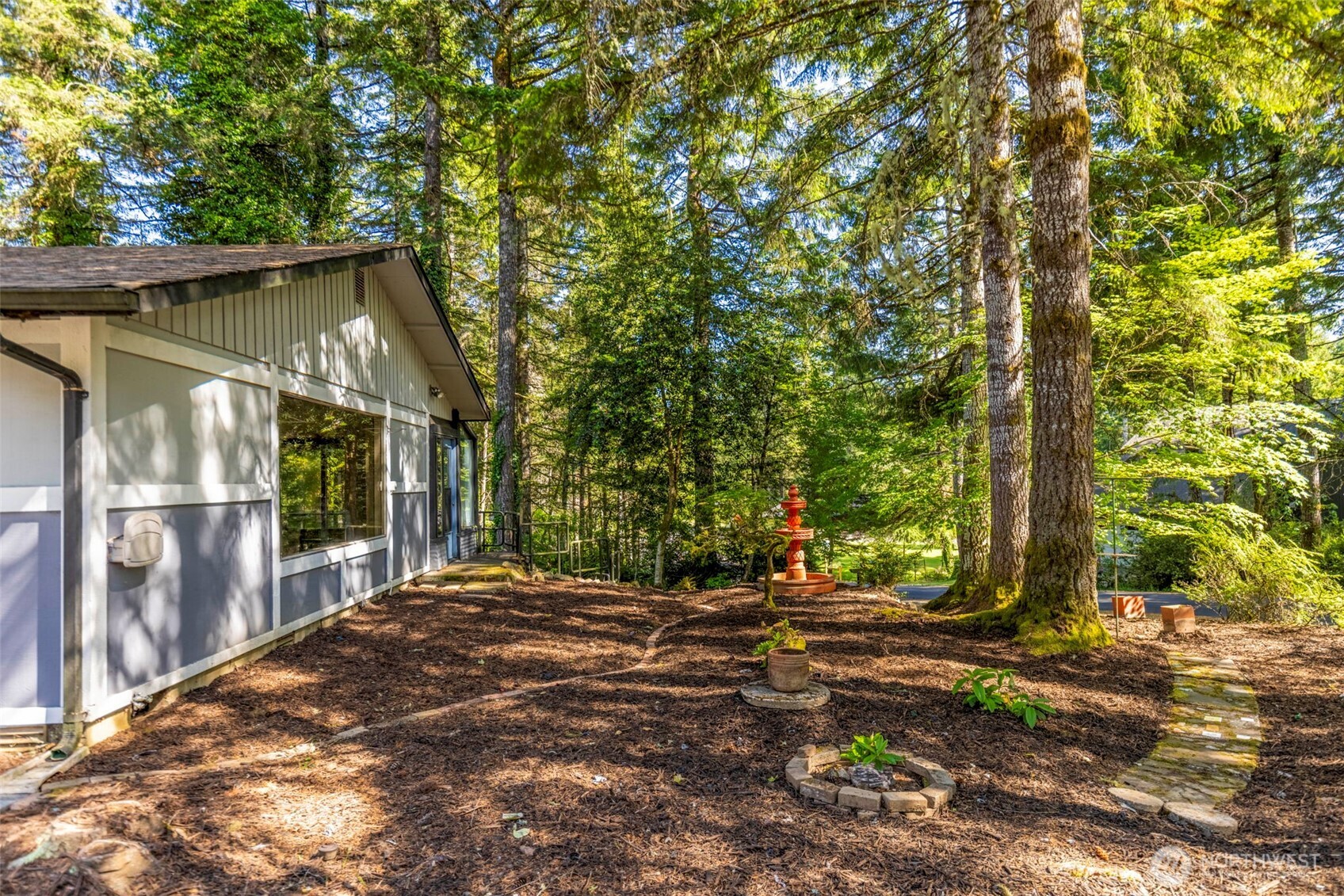 271 E Jack Pine Lane