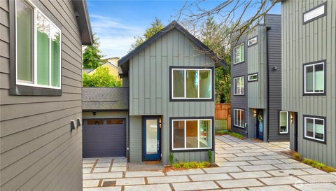 Photo of 115 N 105th Street #B, Seattle, WA 98133 (MLS # 2486535)