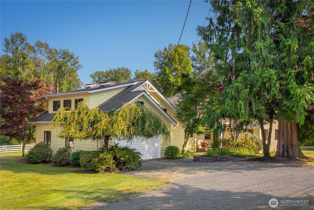 Photo of 19303 BROADWAY AVENUE AVE, Snohomish, WA 98296 (MLS # 2571152)