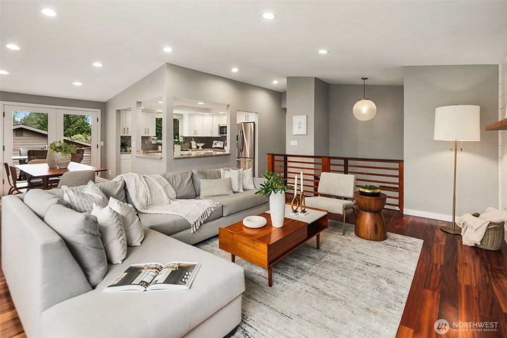 Photo of 19233 90th Place NE, Bothell, WA 98011 (MLS # 2342867)