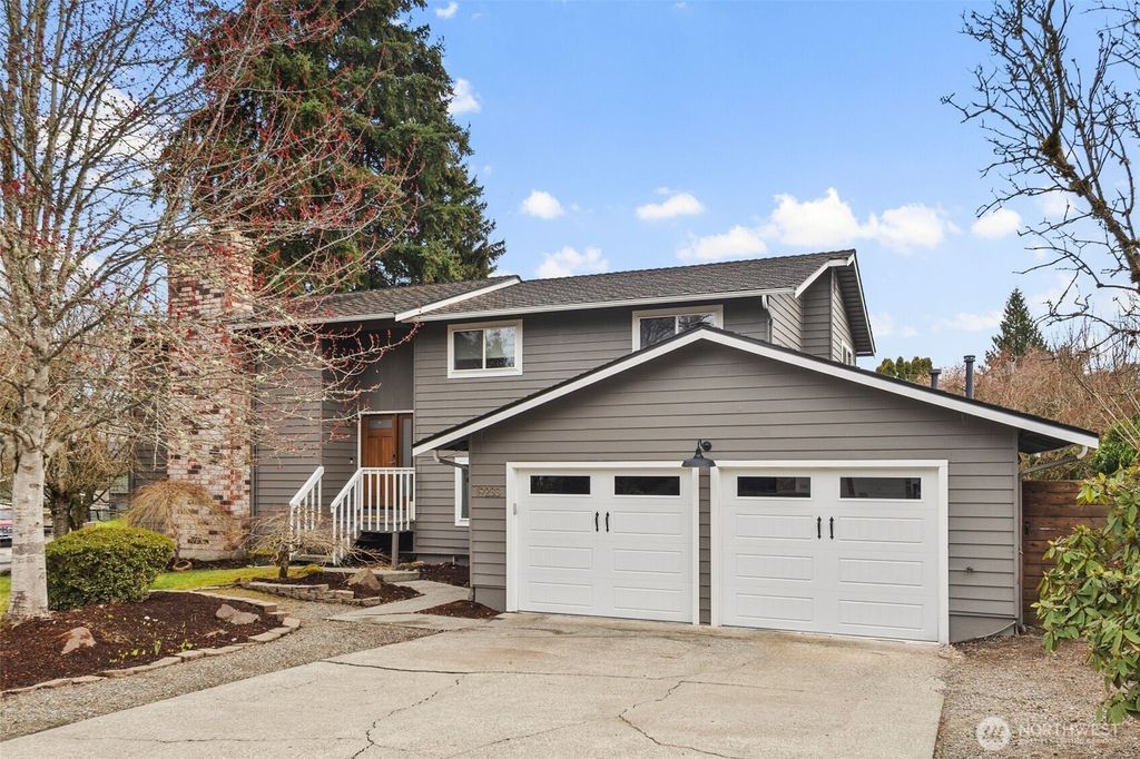 Photo of 19233 90th Place NE, Bothell, WA 98011 (MLS # 2342867)