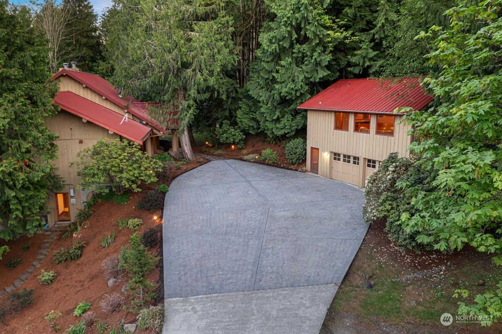 Photo of 5522 308th Avenue SE, Preston, WA 98050 (MLS # 2236167)
