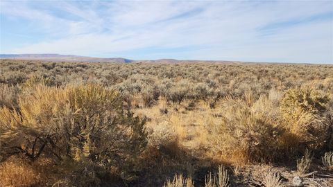 Photo of 0 E Lot 21 E Coyote Trail, Ephrata, WA 98823 (MLS # 2448323)