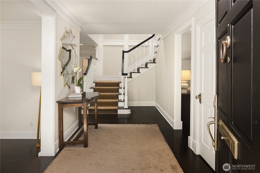 Photo of 1250 Parkside Drive E, Seattle, WA 98112 (MLS # 2540050)