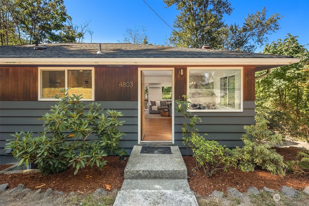 Photo of 4803 21st Avenue SW, Seattle, WA 98106 (MLS # 2161257)