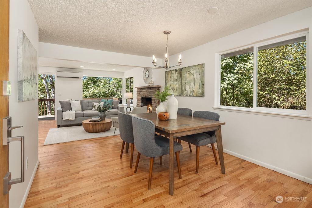 Photo of 4803 21st Avenue SW, Seattle, WA 98106 (MLS # 2161257)