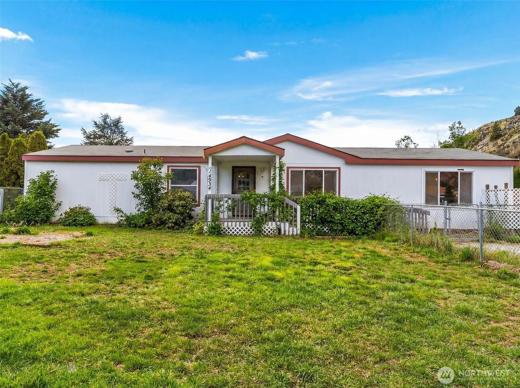 Photo of 14934 Golden Delicious St, Entiat, WA 98822 (MLS # 2495795)