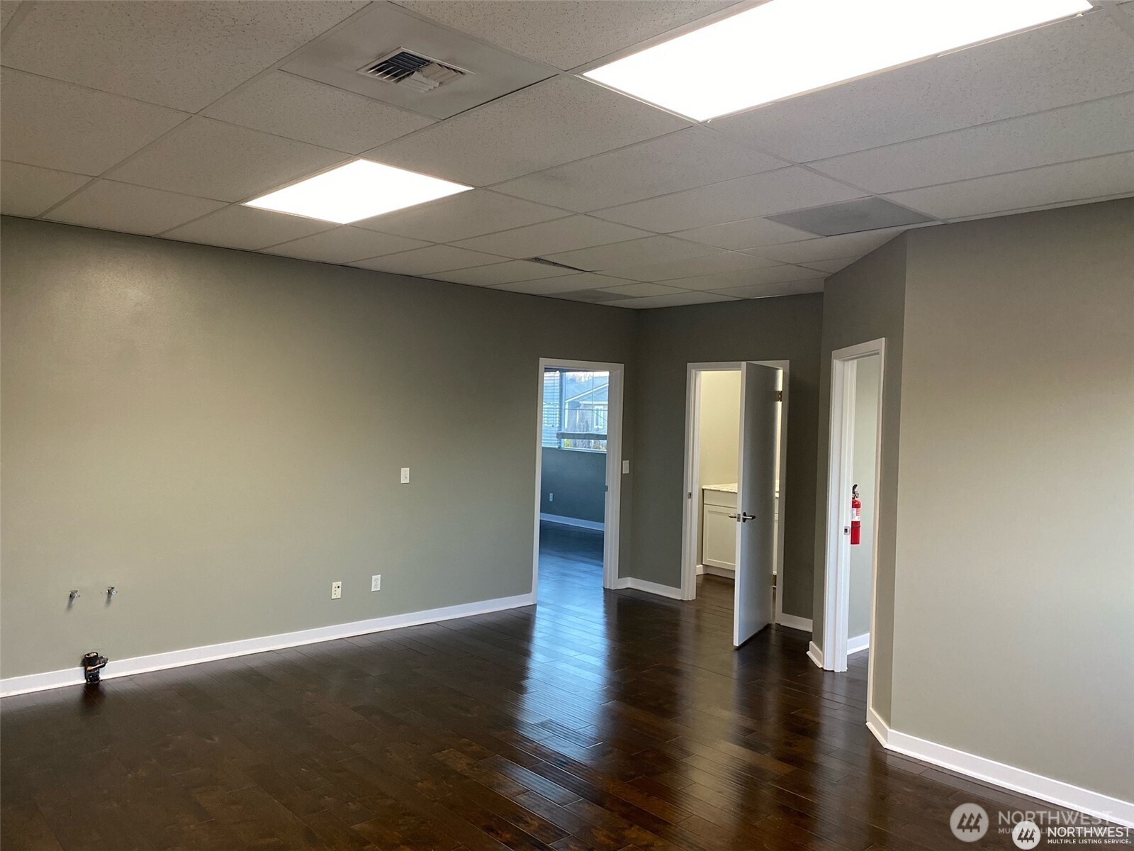 809 W Main st D