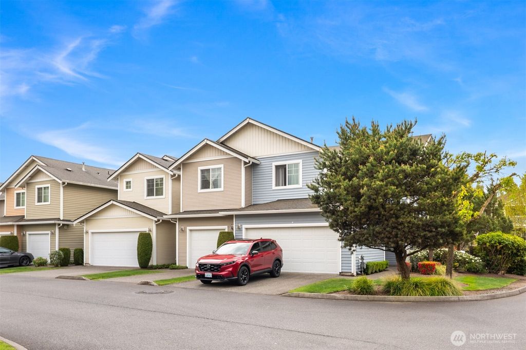 Photo of 1224 51st Place NE #104, Auburn, WA 98002 (MLS # 2514481)