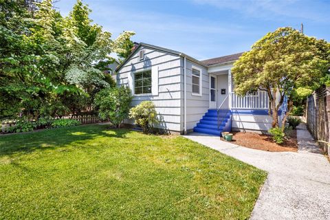 Photo of 7527 23rd Avenue NW, Seattle, WA 98117 (MLS # 2532682)
