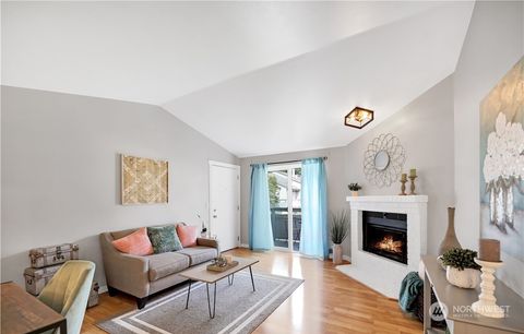 14200 NE 171st Street Unit F202, Woodinville, WA 98072 - MLS#: 2331092