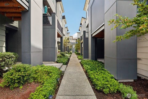 Photo of 615 238th Street SE #D, Bothell, WA 98021 (MLS # 2543682)