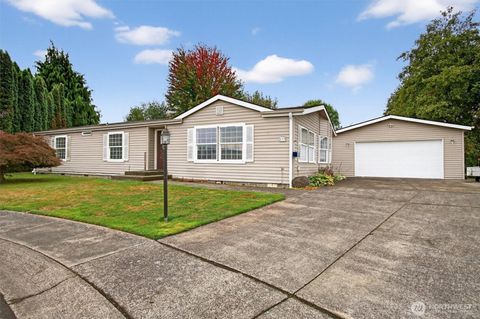 Photo of 133 Buckskin Place, Longview, WA 98632 (MLS # 2441552)
