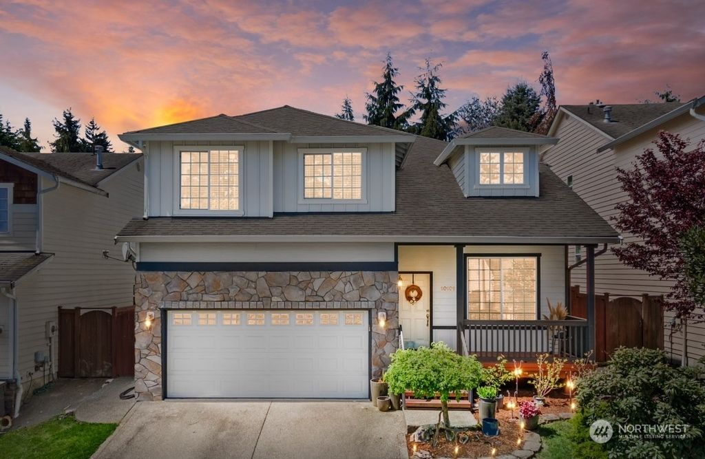 Photo of 10108 28th Drive SE, Everett, WA 98208 (MLS # 2254128)