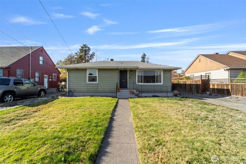 Photo of 123 N Roosevelt Street, Walla Walla, WA 99362 (MLS # 2453387)