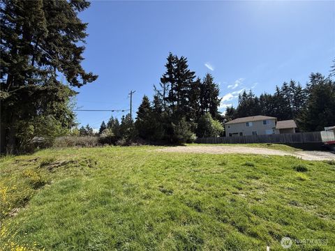 Photo of 9999 Aurora Court, Port Angeles, WA 98363 (MLS # 2515426)