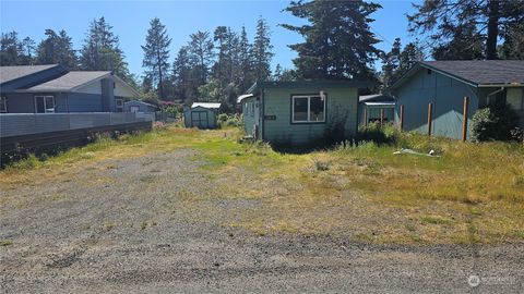 Photo of 27409 W Street, Ocean Park, WA 98640 (MLS # 2259570)