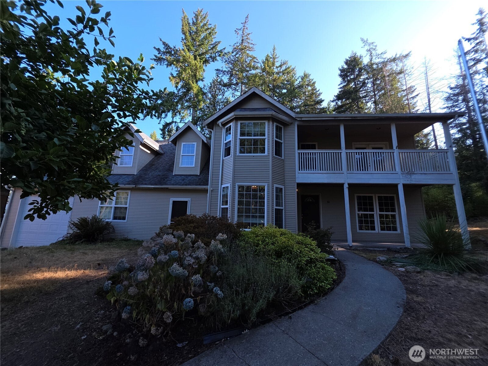 34 E Wildwood Lane