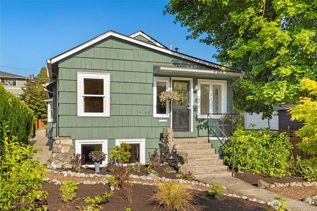 Photo of 4146 47th Avenue SW, Seattle, WA 98116 (MLS # 2387738)