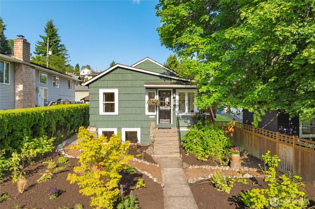 Photo of 4146 47th Avenue SW, Seattle, WA 98116 (MLS # 2387738)