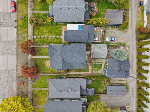 Photo of 409 S 30th Street, Tacoma, WA 98402 (MLS # 2507125)