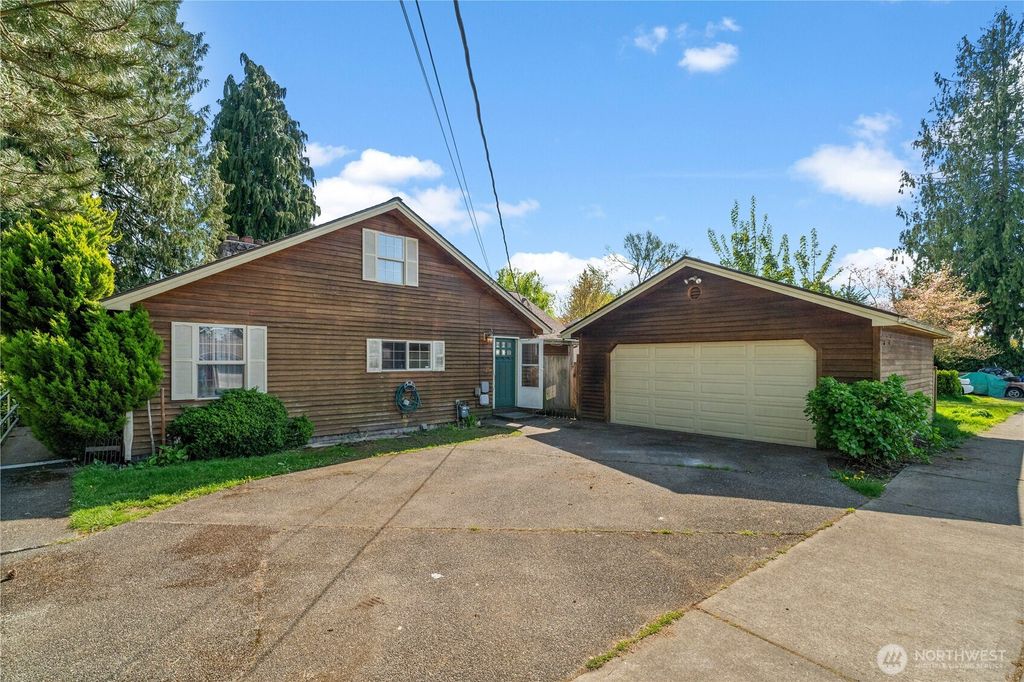 Photo of 502 S Kelsey Street, Monroe, WA 98272 (MLS # 2365806)